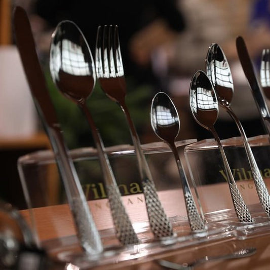 How Can You Tell if Stainless Steel is Good Quality? (Try this test!)