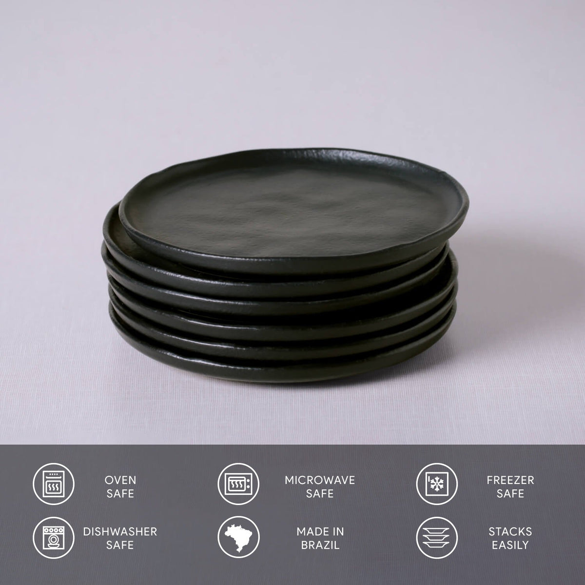 Porto Brasil MATTE BLACK BREAD PLATE STONEWARE dia. 6.1x0.63" SKU: '1593173901