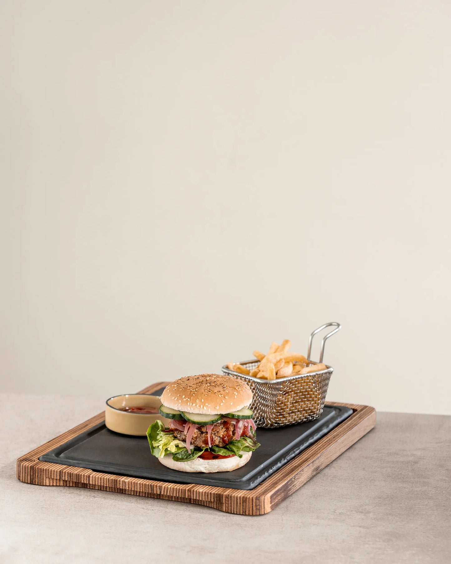 Revol BASALT STEAK PLATE CURVED EDGES Matt slate style SKU: '642667
