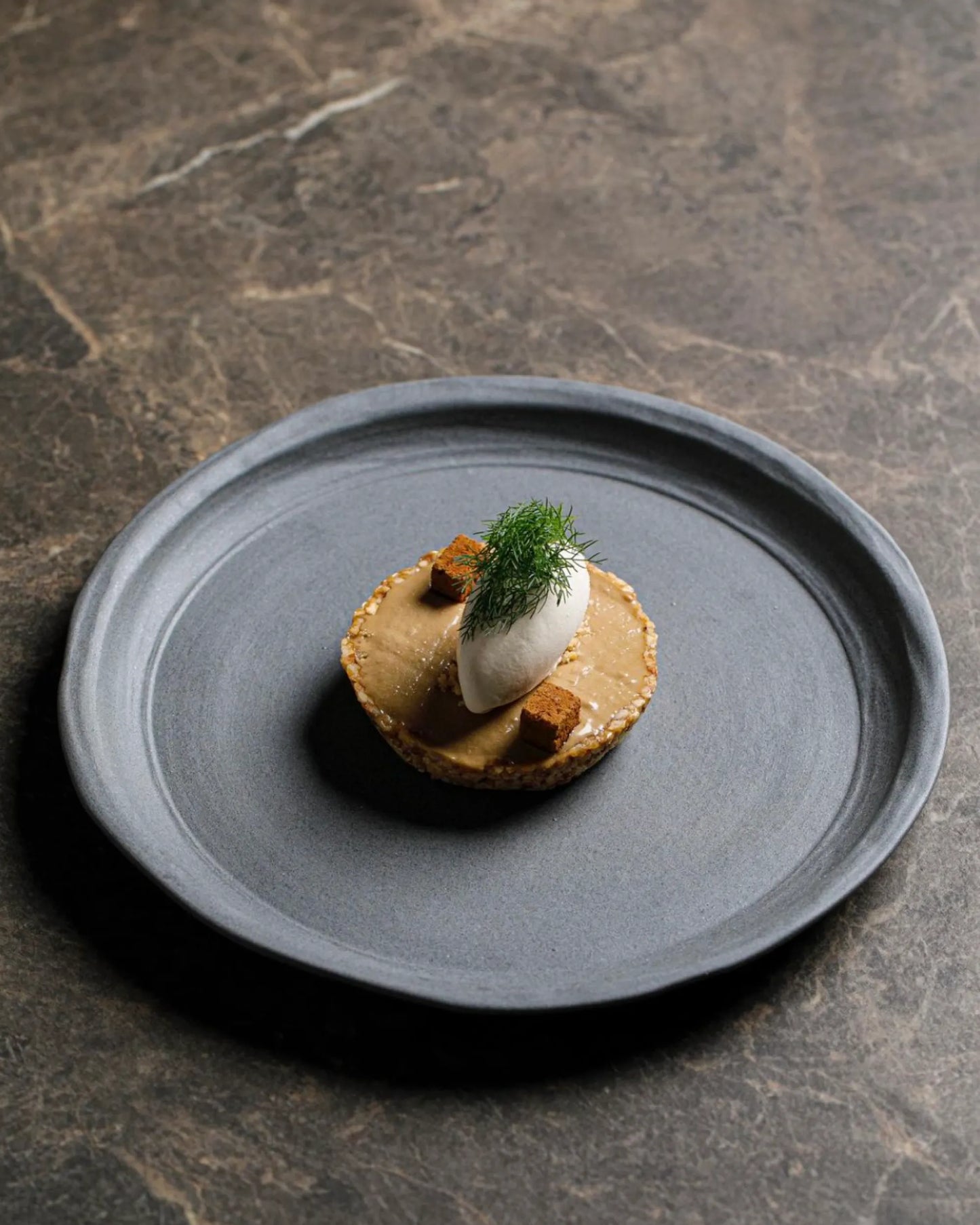 Revol NO.W DESSERT PLATE 21CM Matt grey Recyclay SKU: '654618