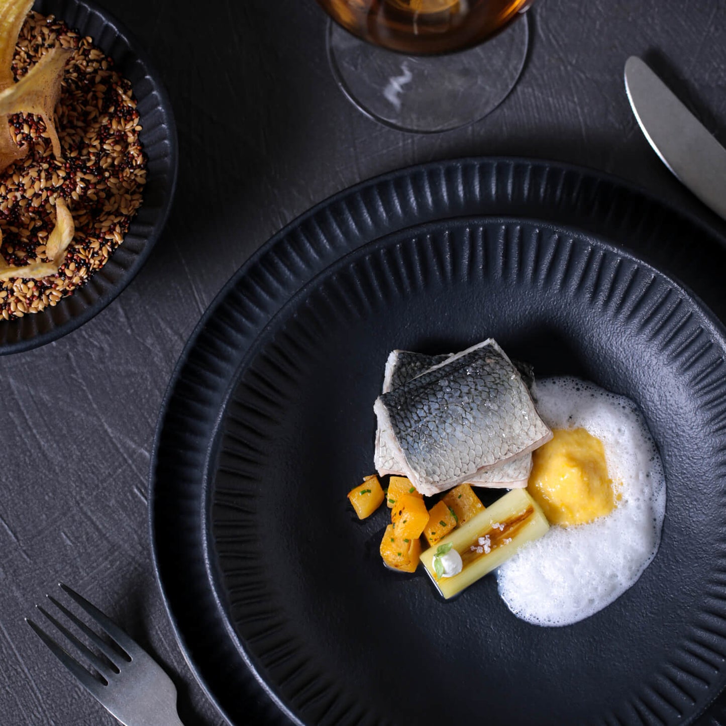 Porto Brasil MATTE BLACK LINHAS SOUP PLATE STONEWARE dia. 8.86"  SKU: '136173901