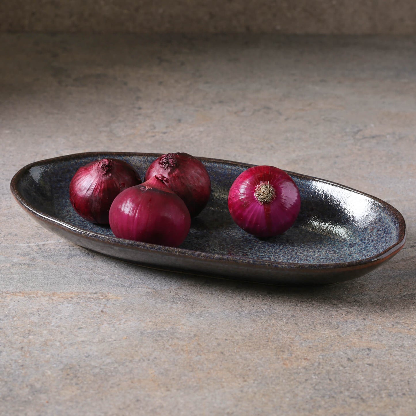 Porto Brasil TITANIUM DEEP OVAL PR LARGE ORGANIC STONEWARE dia. 12.6x6.3"  SKU: '14414109401
