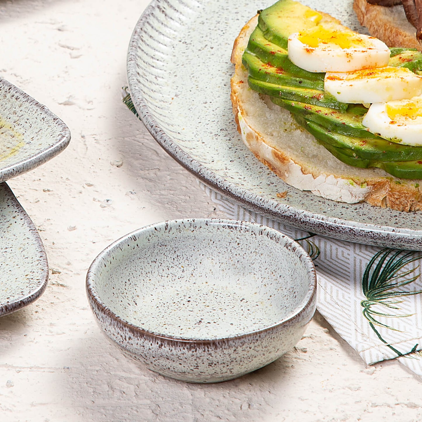 Porto Brasil PISTACHE RAMEKIN ORGANIC MEDIUM STONEWARE dia. 3.54x1.18"  SKU: '14614108801