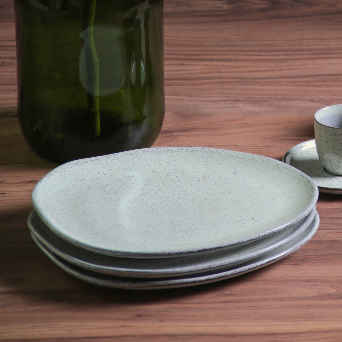 Porto Brasil PISTACHE OVAL DINNER PLATE ORGANIC STONEWARE dia. 12.2"  SKU: '15314108801