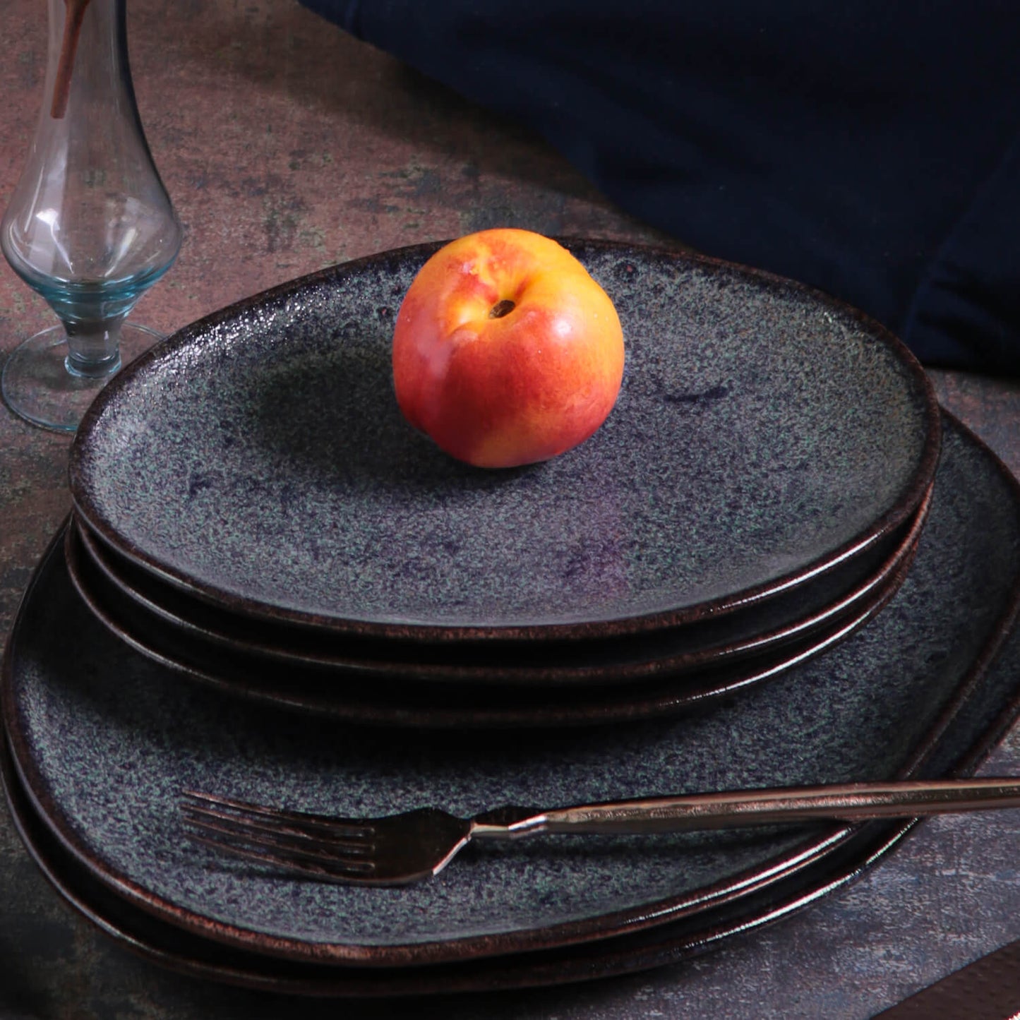 Porto Brasil TITANIUM OVAL DESSERT PLATE ORGANIC STONEWARE dia. 8.86"  SKU: '15414109401