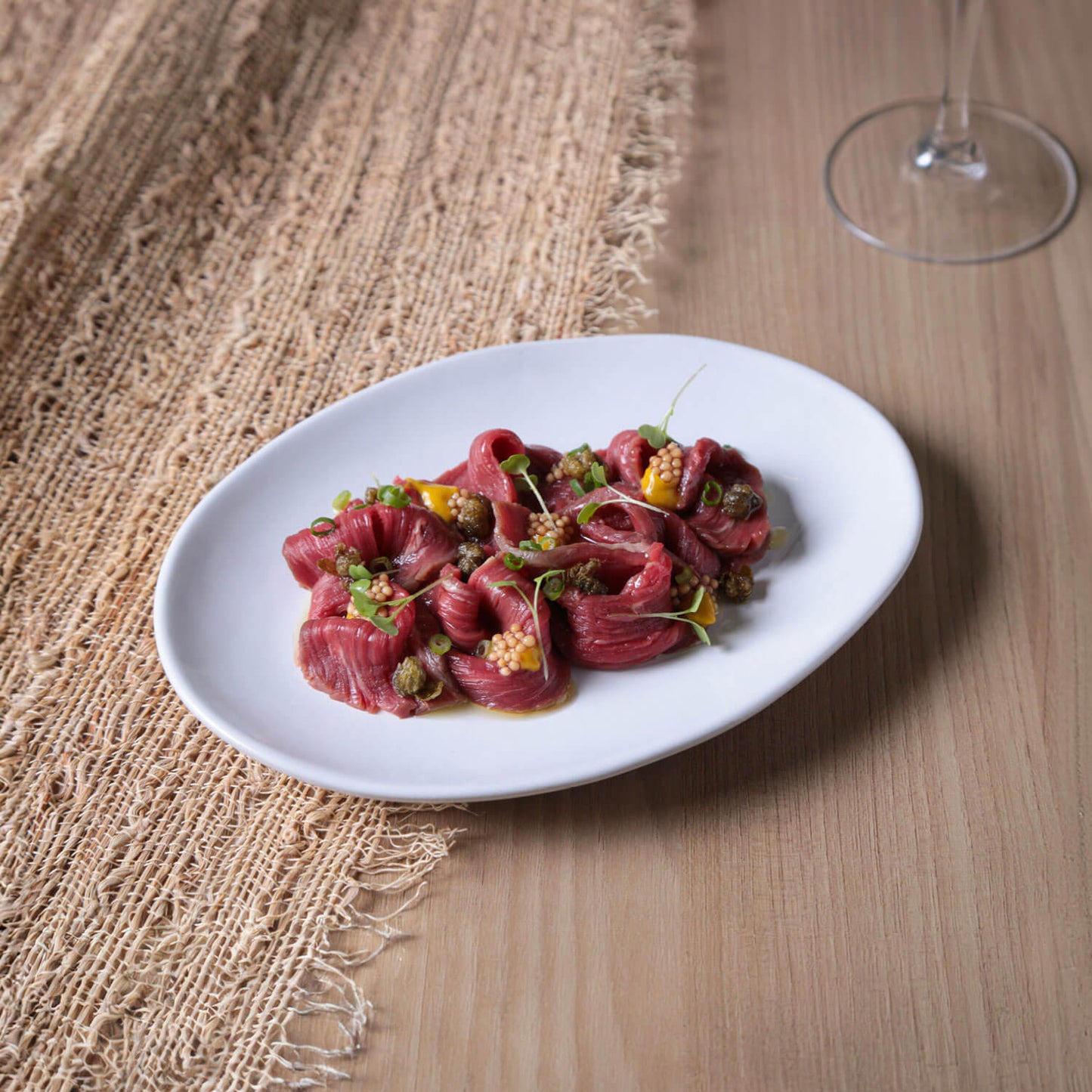 Porto Brasil NEW WHITE OVAL DESSERT PLATE ORGANIC STONEWARE dia. 8.86"  SKU: '15414119801