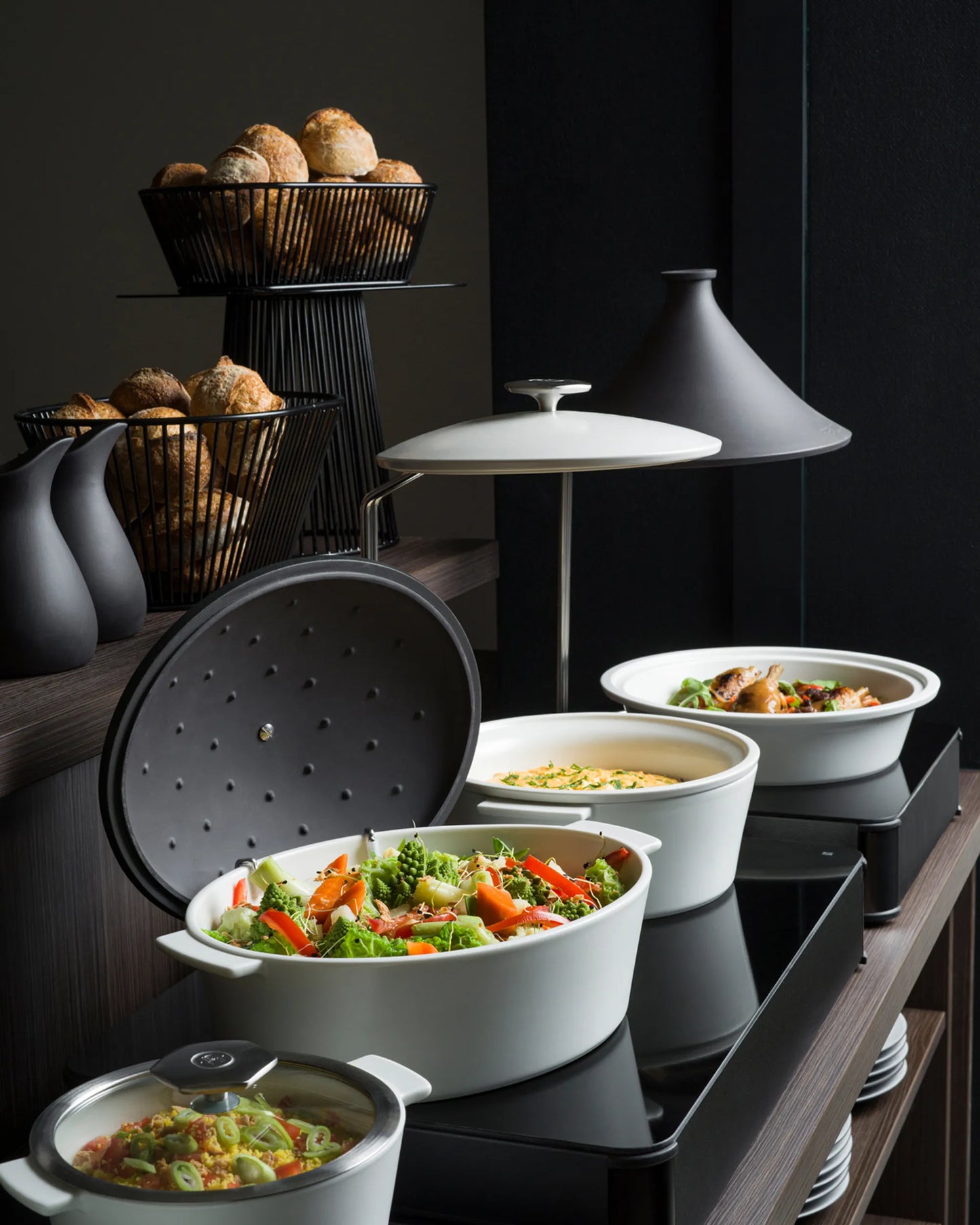 Revol REVOLUTION 2 SHALLOW COCOTTE 11''/28cm Satin white Induction SKU: '649864
