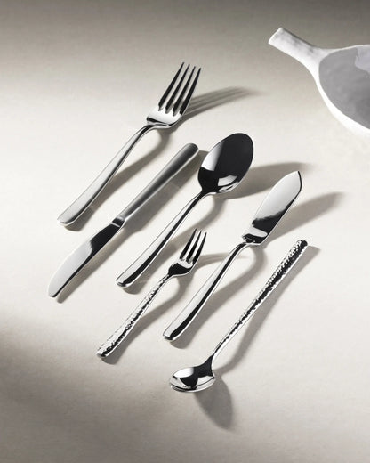 Revol COURCHEVEL DESSERT KNIFE MIRROR FINISH Mirrored 18/10 stainless steel SKU: '656602