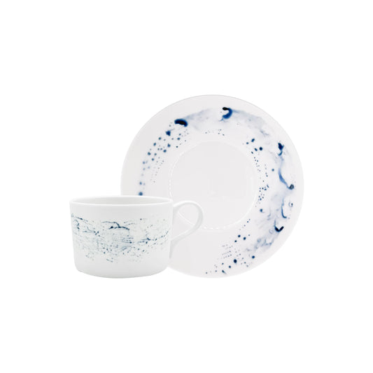 JL Coquet  BLUE IMPRESSION - Tasse ? d?jeuner &amp; soucoupe 6.5 Inch SKU: CYL3021BIMPBLNC000