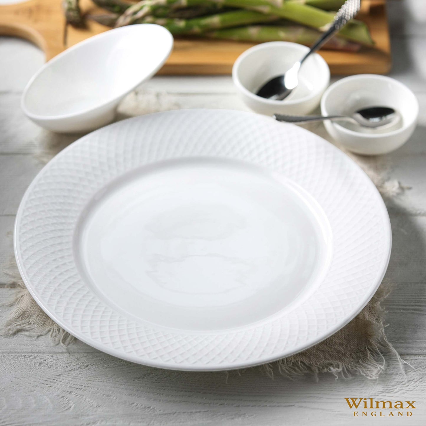 White Dinner Plate With Embossed Wide Rim 10" inch | Set Of 6 In Gift Box