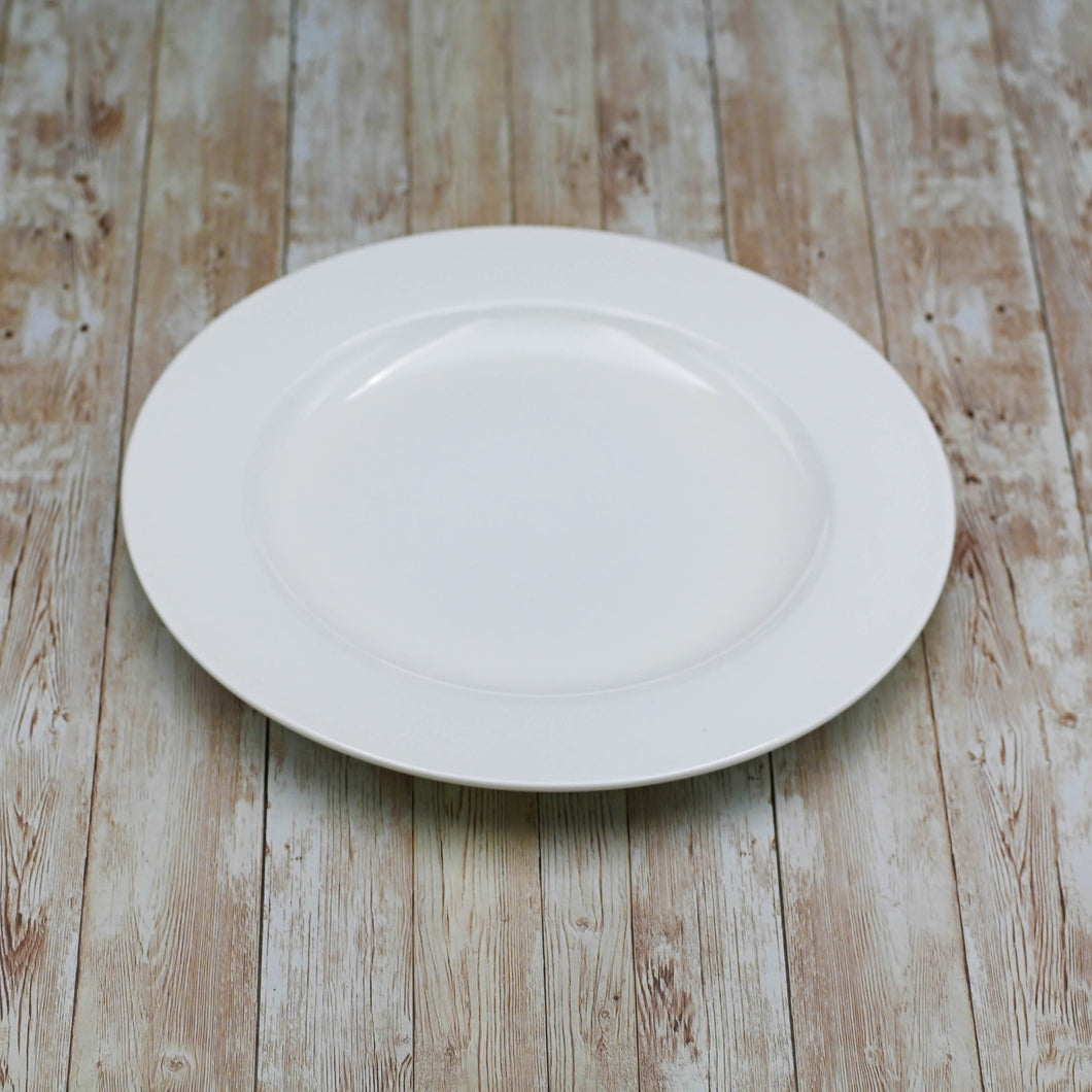 Fine Porcelain Professional Dinner Plate 11