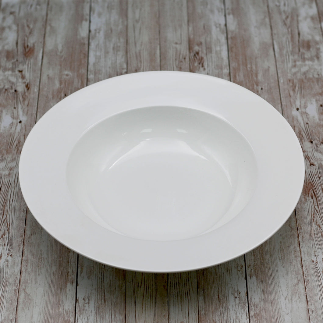 Fine Porcelain Deep Plate 12