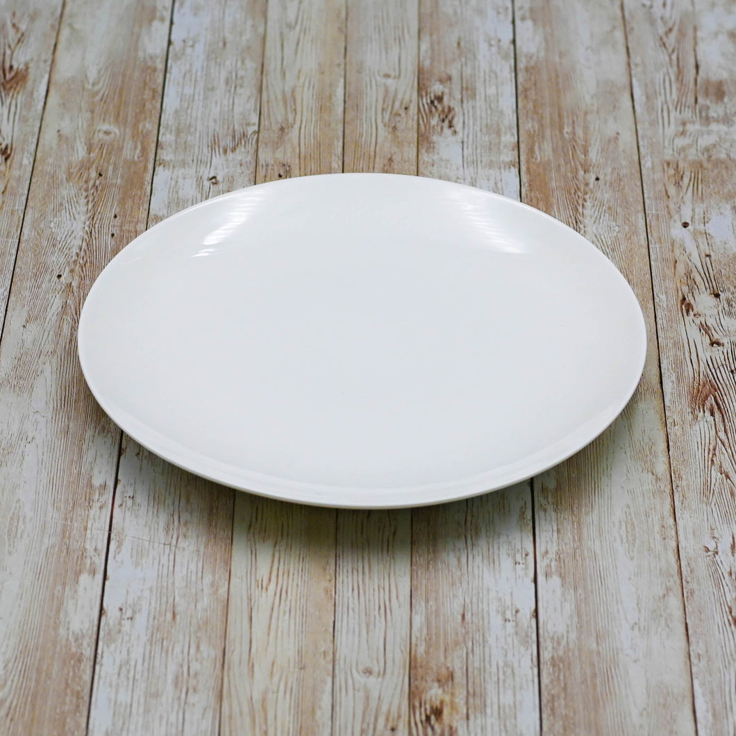 Fine Porcelain Dinner Plate 10