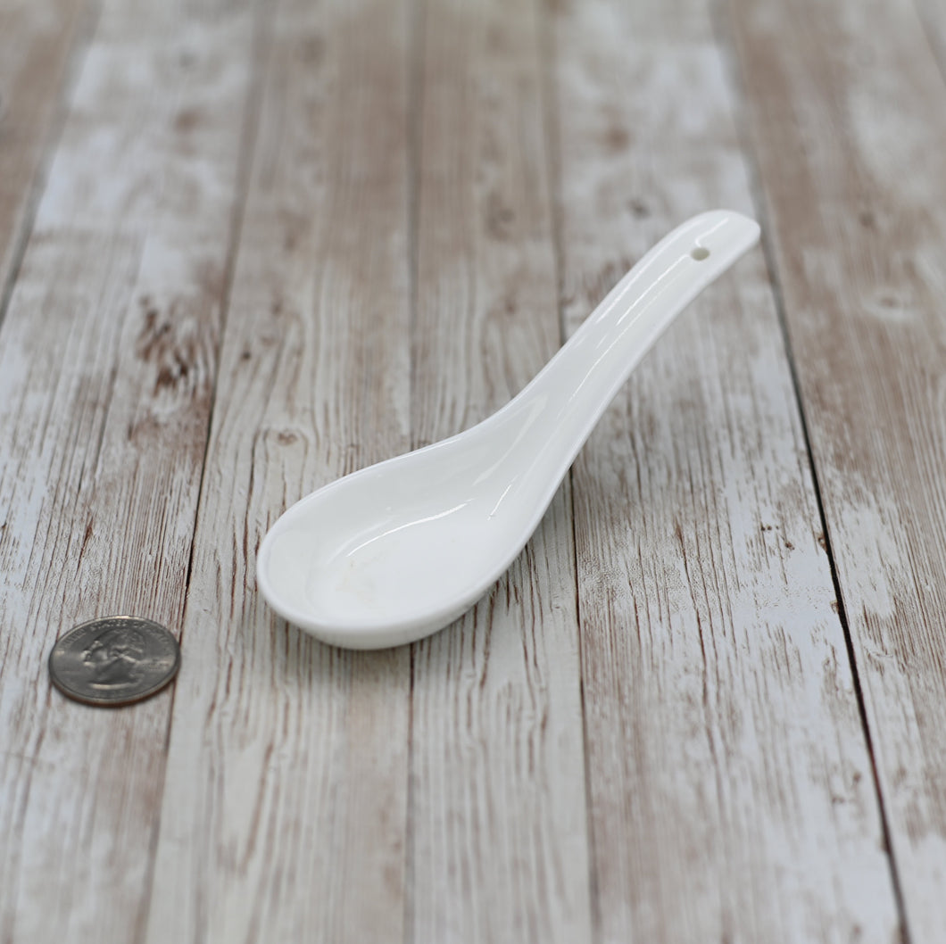 Fine Porcelain Spoon 5.5