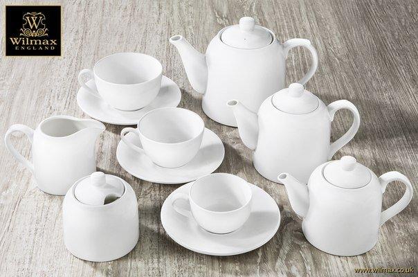 White Tea Pot 17 Oz  500 Ml In Colour Box by Wilmax Porcelain – Leaves of  Leisure